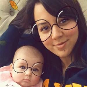 Meet your Posher, Maria